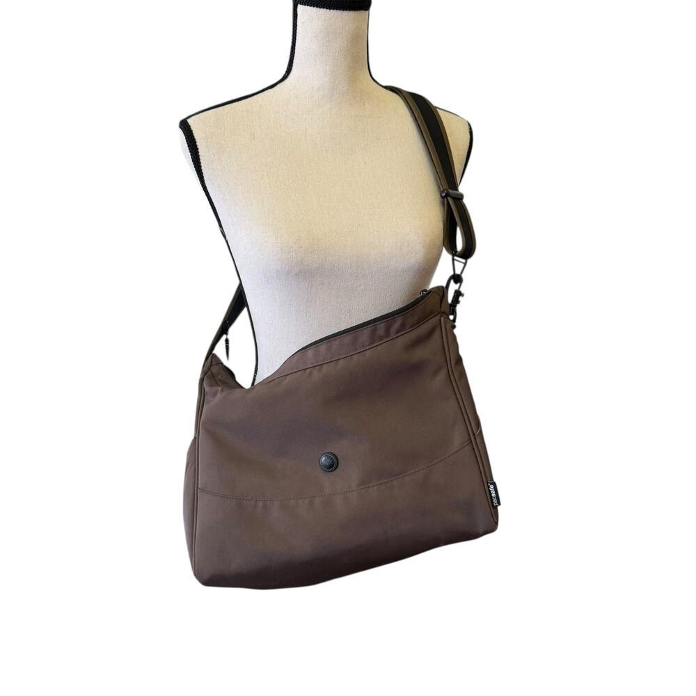 PACSAFE Handbag Crossbody Bag Anti Theft Black Nylon City Safe travel RFID SAFE